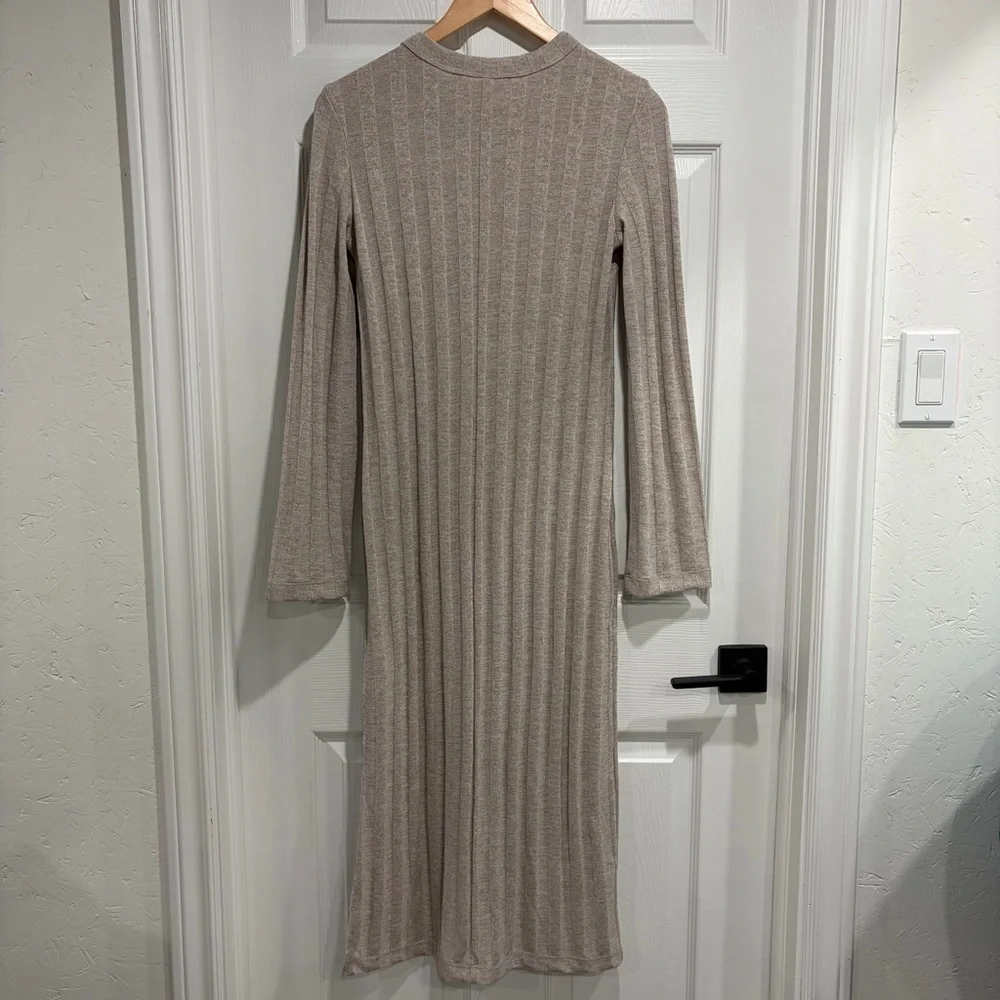 2/$25 H&M Elegant Long Sleeve Beige Ribbed Knit Dress with Side Slit - Picture 6 of 11